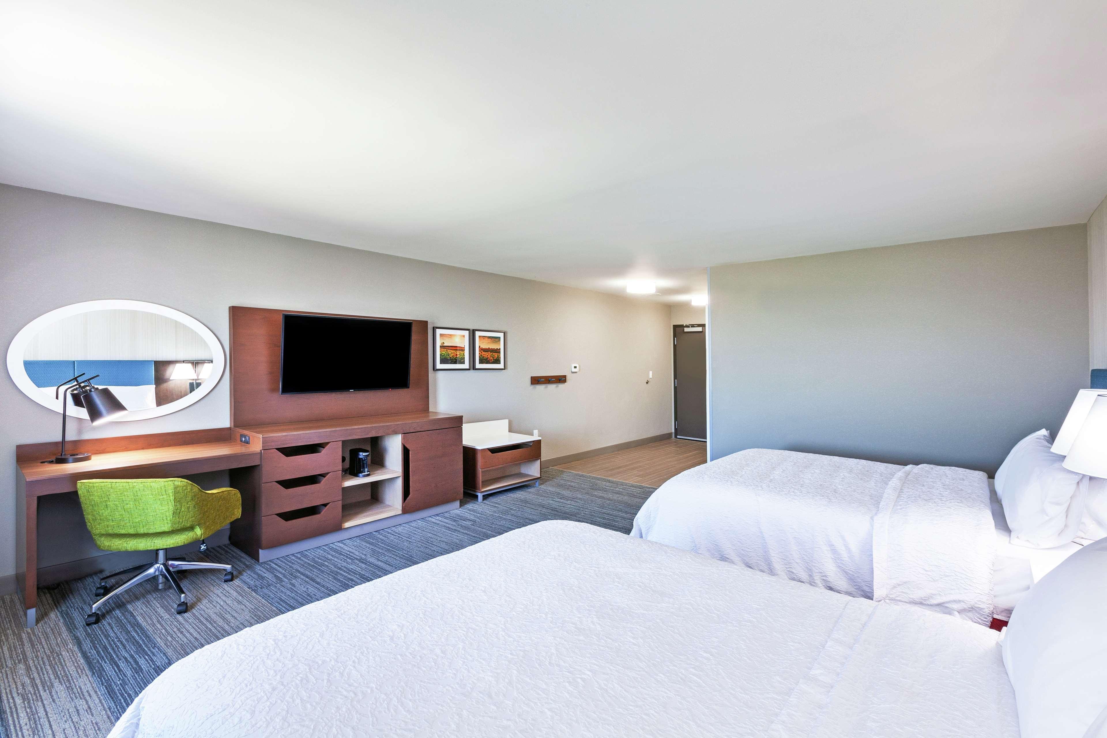 Hampton Inn Gardner 外观 照片