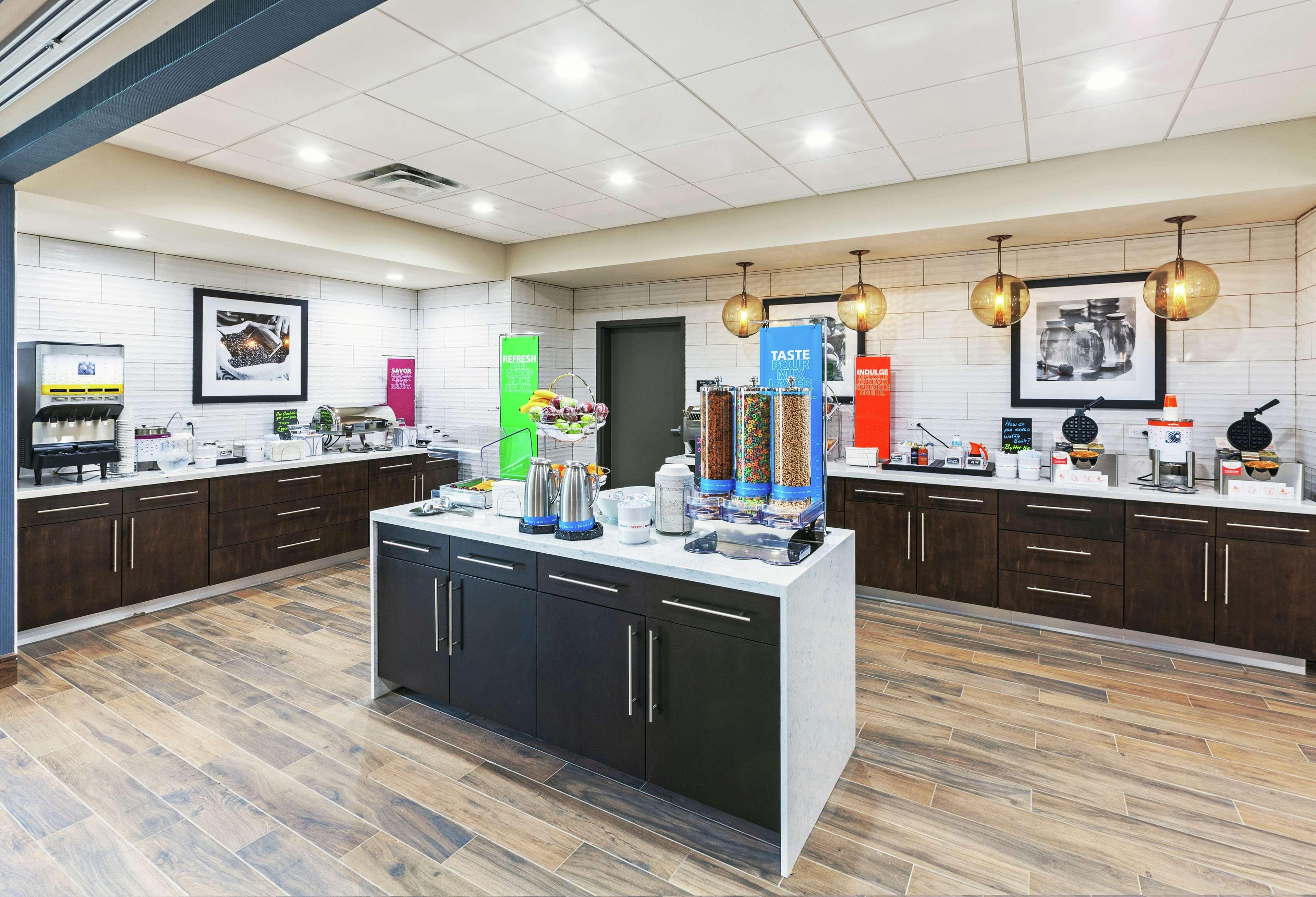 Hampton Inn Gardner 外观 照片
