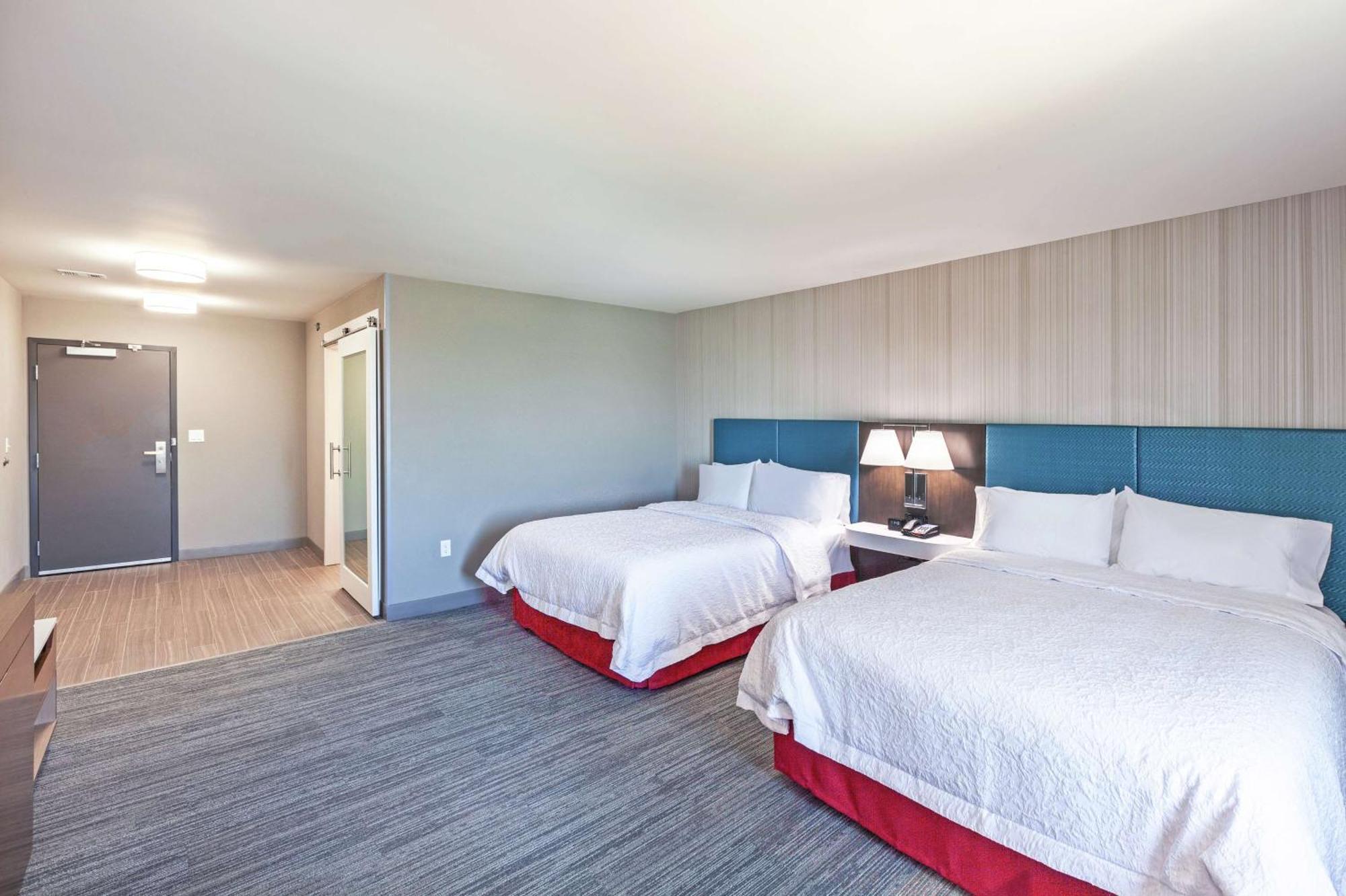 Hampton Inn Gardner 外观 照片